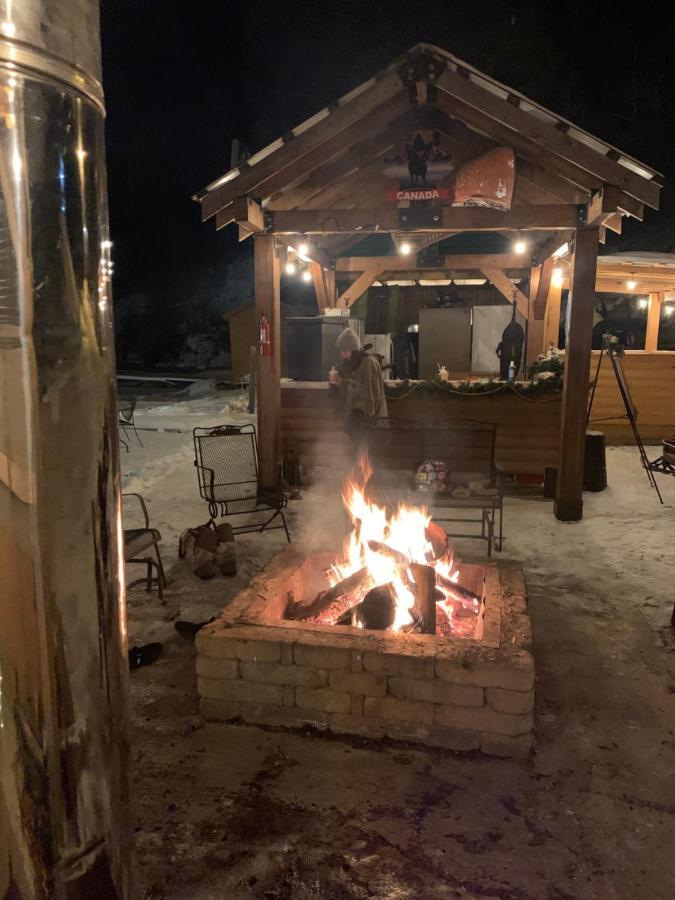 Muskie Bay Resort Nestor Falls Екстериор снимка