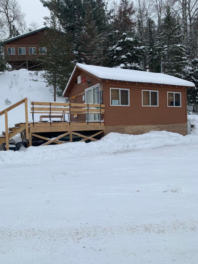 Muskie Bay Resort Nestor Falls Екстериор снимка
